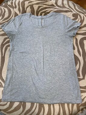 GAP Heather Gray Short Sleeve Crew Tee